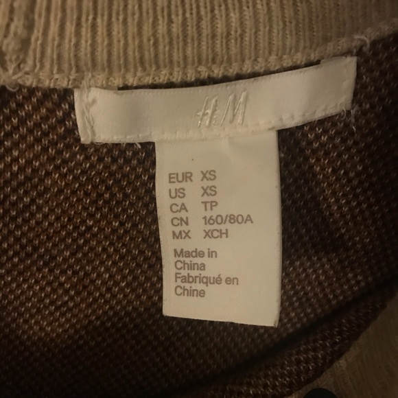 H&M Cheetah print knit top - Picture 3 of 3